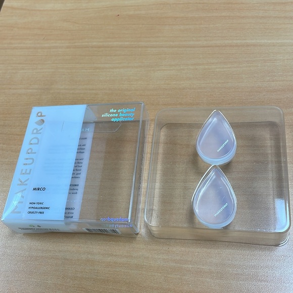 New MakeupDrop Micro Silicone Beauty Applicator!!🔥🔥🔥 - Picture 10 of 15